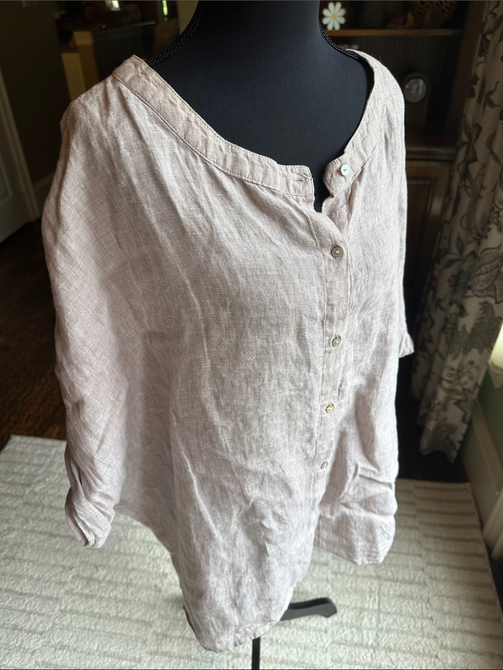 Tahari Soft Blush/Taupe Linen Button-Front Shirt